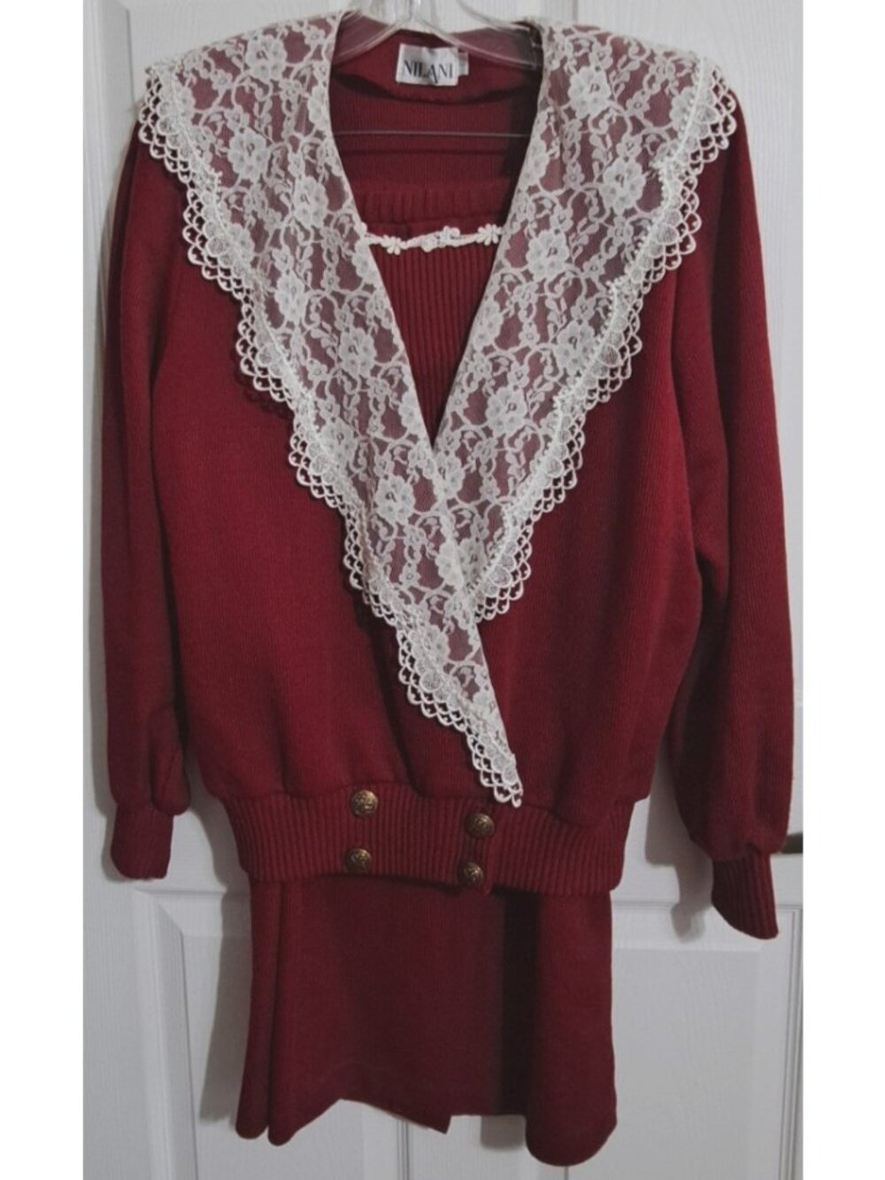 Vintage Nilani Women's  M/L Red knit Cardigan Sweater Top & Skirt Lace Collar
